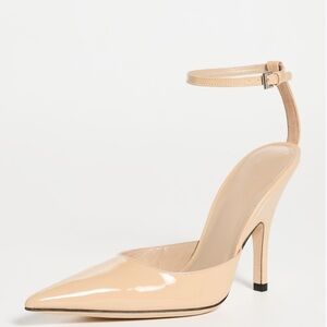 NWOT BY FAR Eliza Kraft Patent Leather Pumps